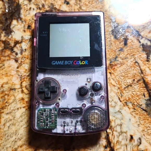 Game Boy Color - Picture 1 of 6